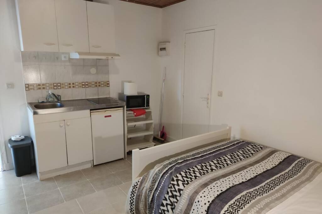 Charmant Studio - Ref Kp Montfermeil Exteriér fotografie